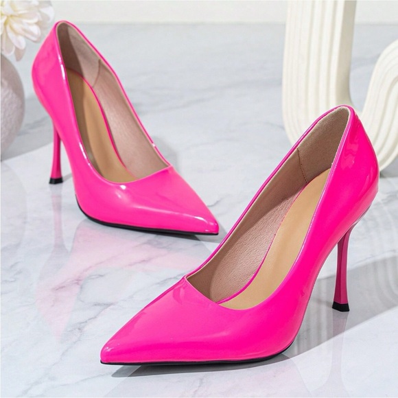 Women's Fashion Pointed Toe Patent Leather High Heel Pumps In Magenta - Picture 1 of 6